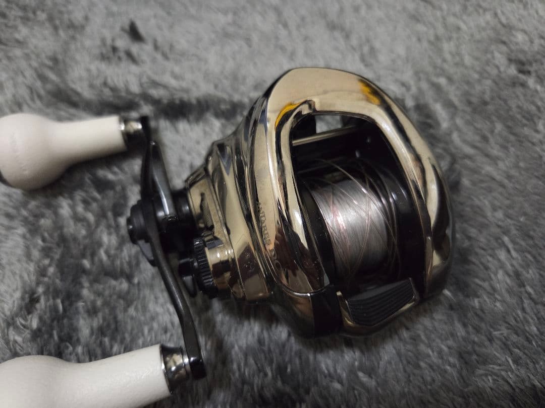 美品　21アンタレスDC XG 予備スプール　ハンドルノブ付き