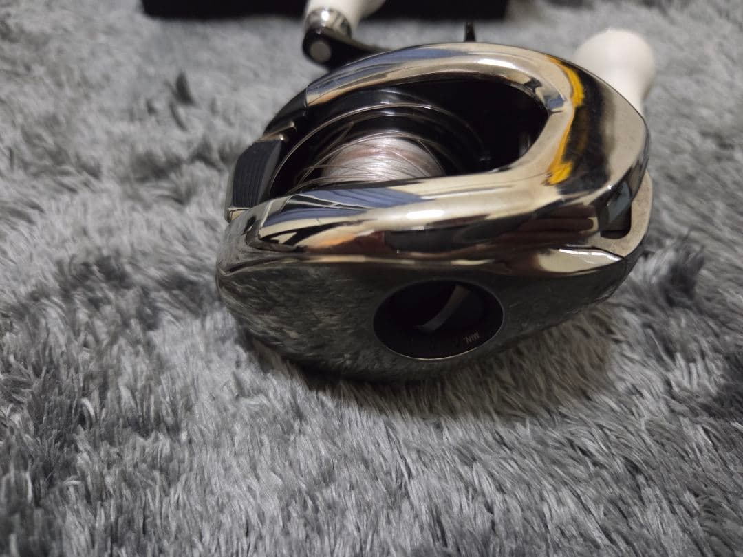 美品　21アンタレスDC XG 予備スプール　ハンドルノブ付き