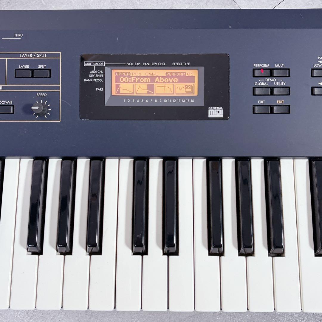 V634 KORG コルグ N5 シンセサイザー キーボード 純正ケース付属