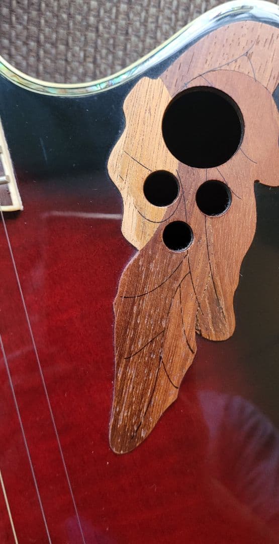 オベーションのエレアコギター CELEBRITY CC-44