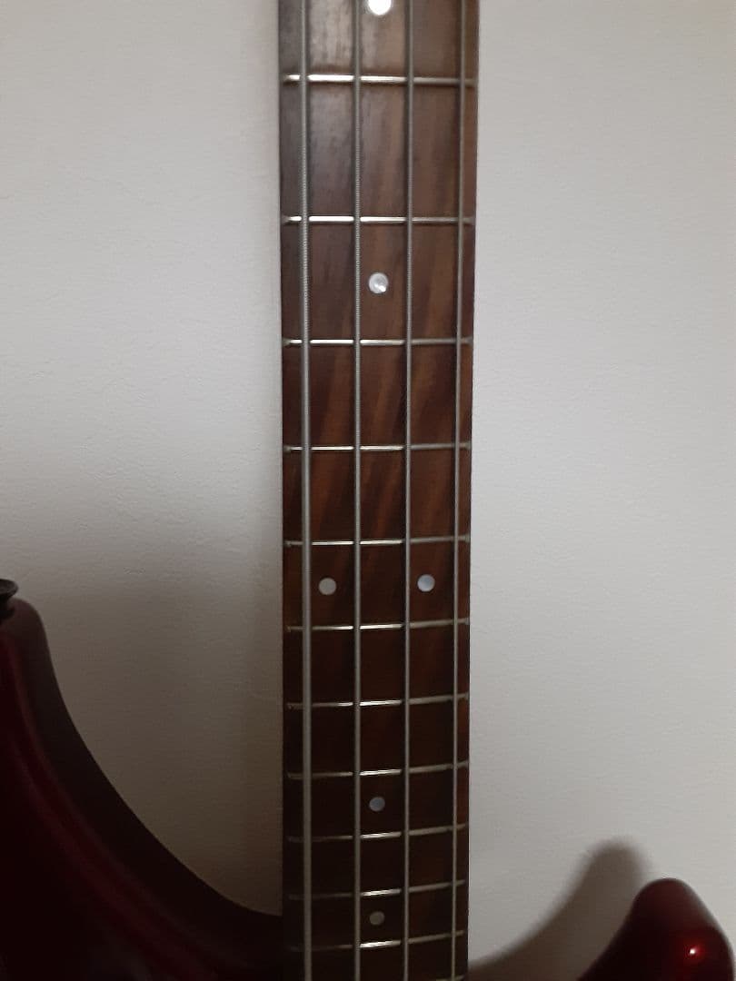 メルカリ便　Yamaha ヤマハ　trbx304 エレキベース　ケース付き