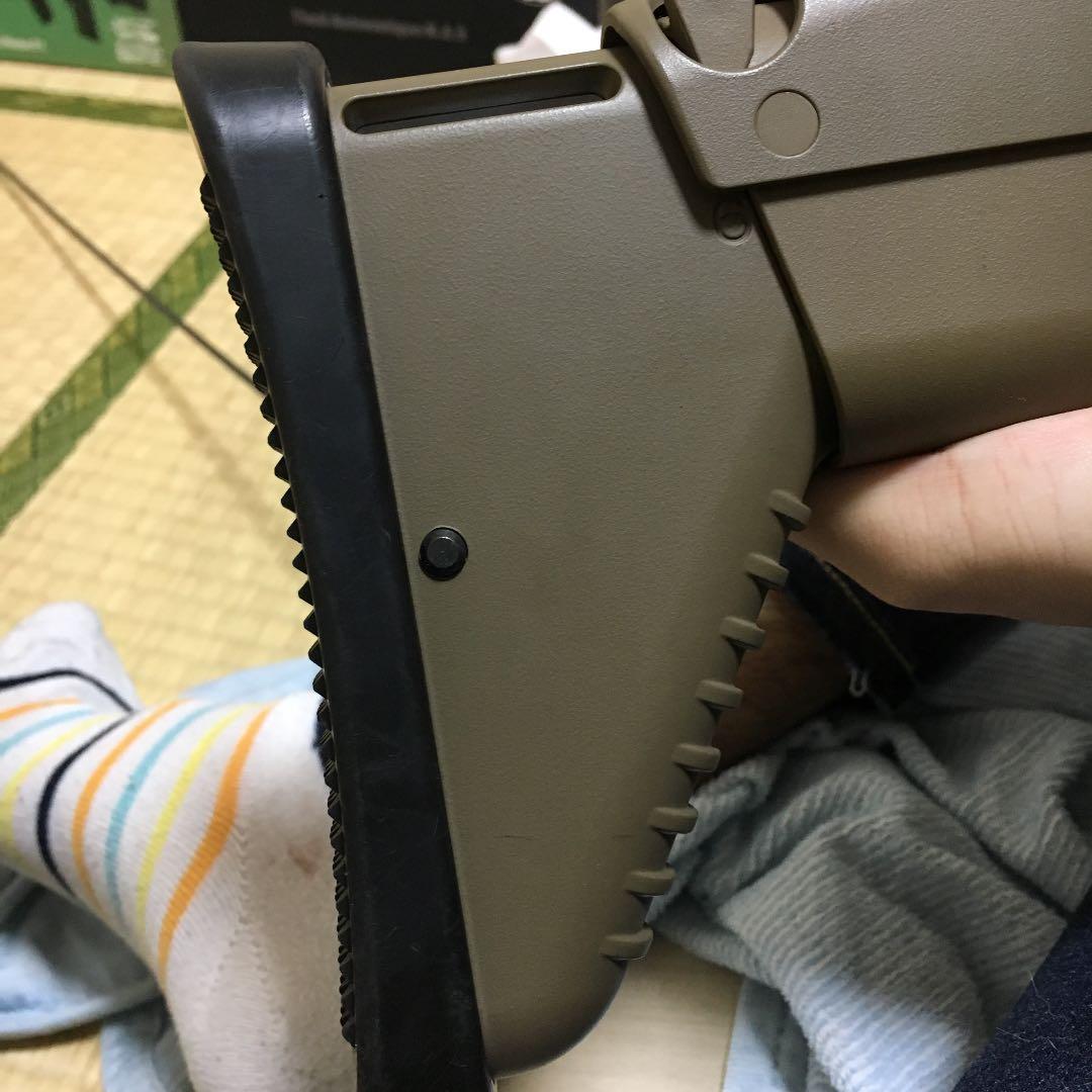 東京マルイ SCAR-H(マガジン4つ&グリップ付き)