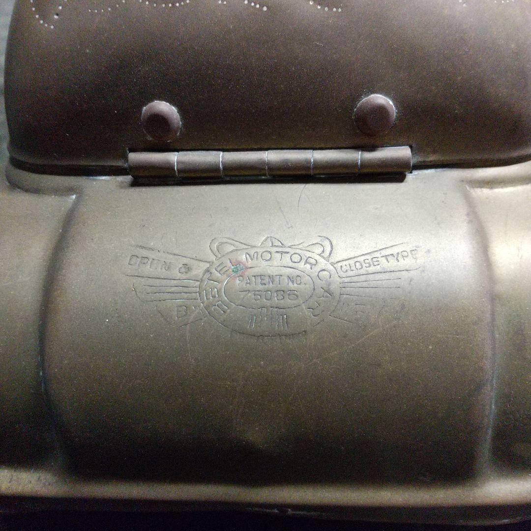 ブリキのおもちゃ