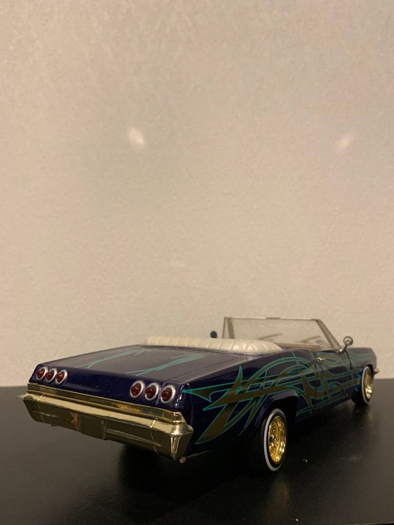 稀少1/18 65インパラ　ローライダー