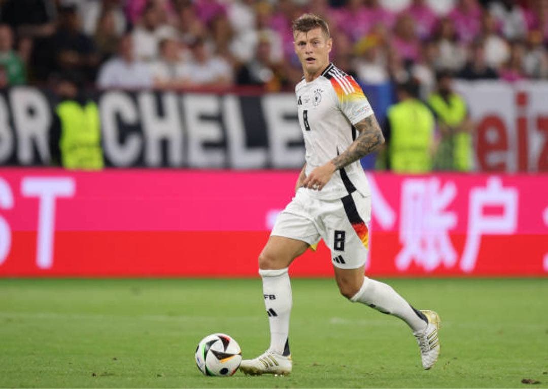 クロース　ユニフォーム　ドイツ代表　EURO 2024（H）