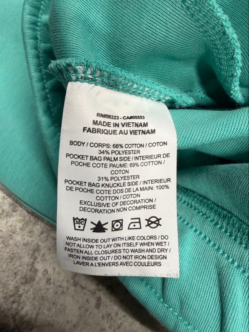 セントラルシー着用　NIKEテックフリース　上下セット　S