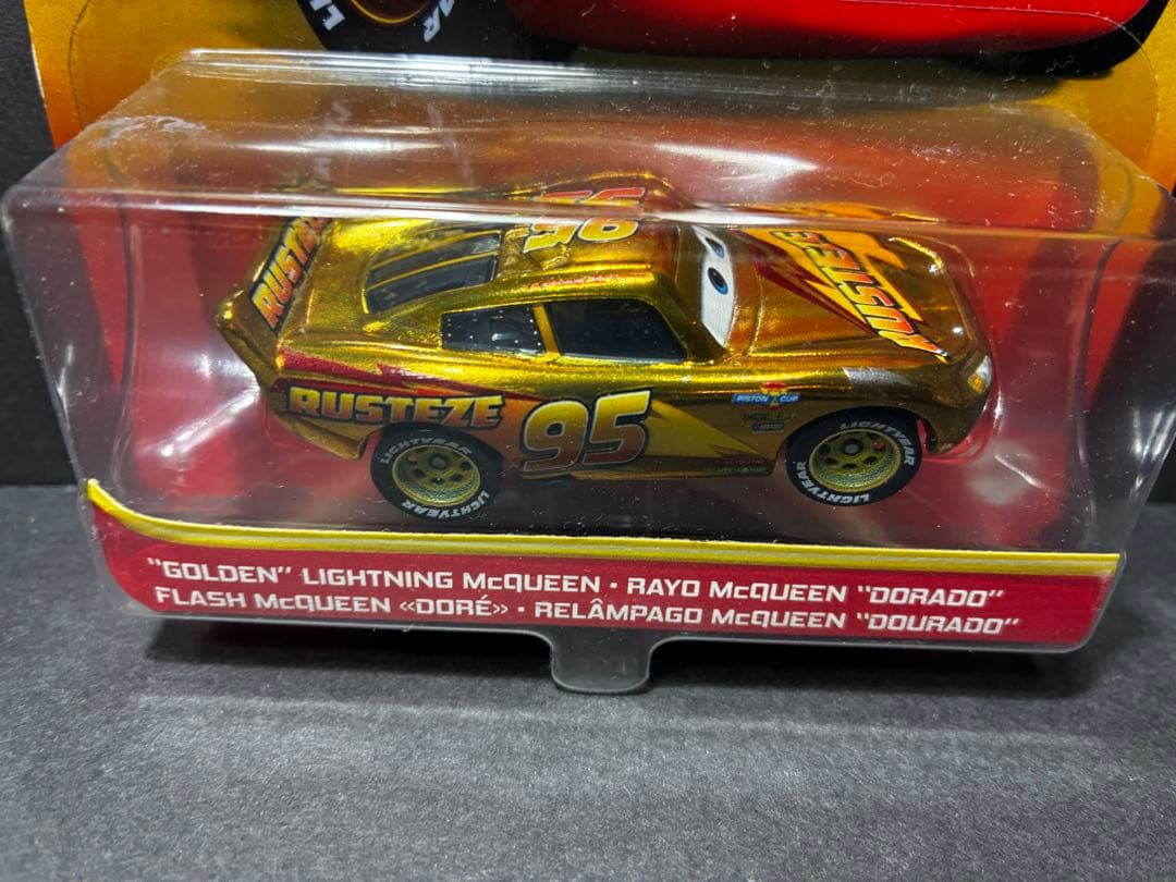 マックイーン　マックィーン　ゴールデン　golden カーズ ミニカー