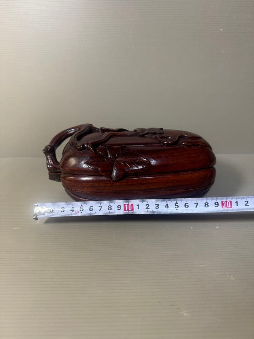 2467本紫檀　蓋物　瓜　希少木　漆塗り　小物入れ　置物　美術工芸品　飾り　美品