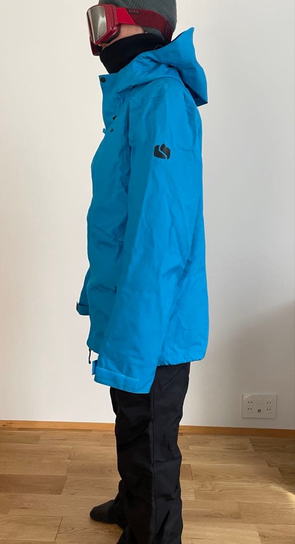 スノボウェア上下Lサイズ　上BONFIRE 下VESP