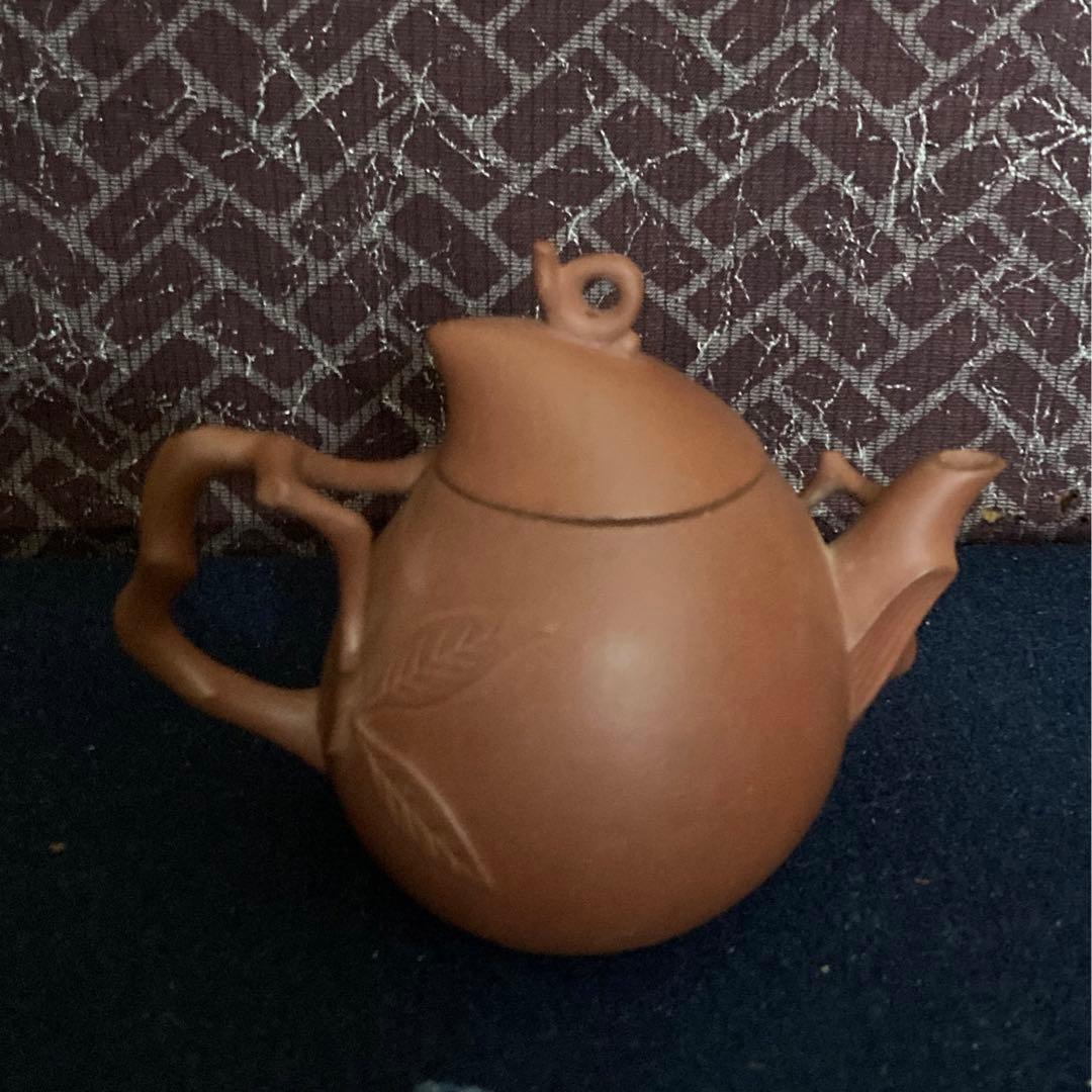 朱泥桃型茶心壷　朱泥急須　煎茶