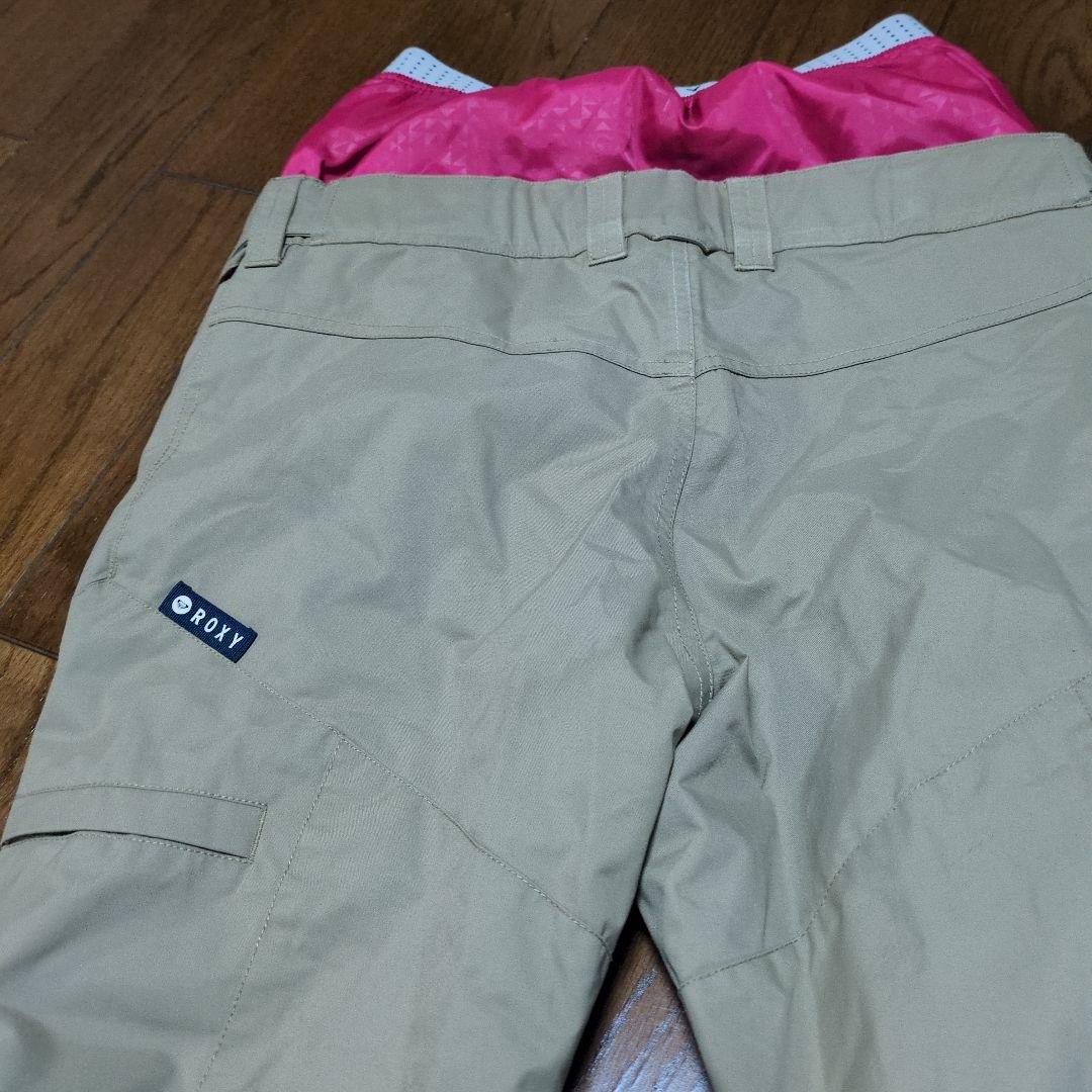【美品】ROXY　スノボウェア　上下セット　L　小花柄　ベージュ