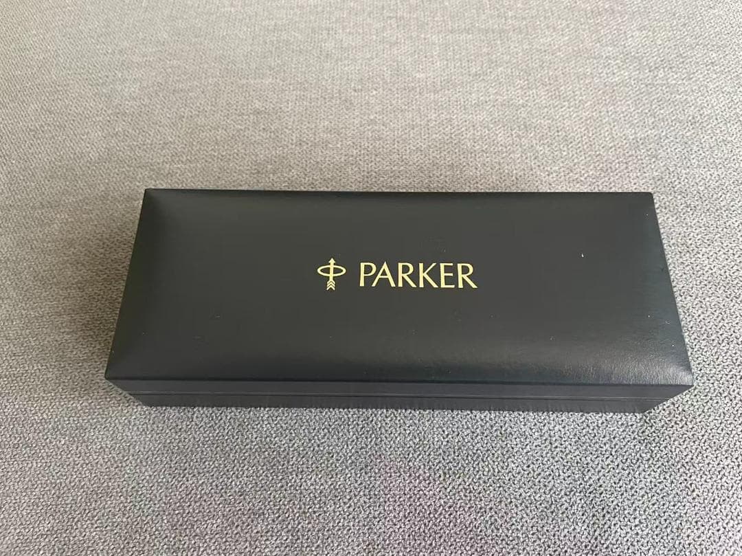 Parker 万年筆 黒 ☆新品！☆18K金のペン先付き