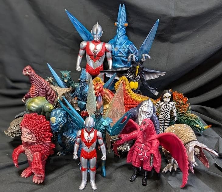 ウルトラマンパワード＆登場怪獣・宇宙人（バンダイ）ソフビコンプリート18体＋２