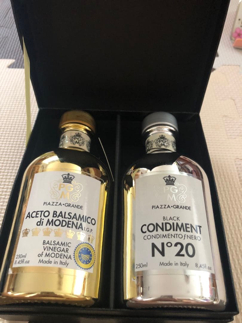 ムッシーニ バルサミコビネガー 果実酢　30年熟成 と20年熟成ボトル2セット