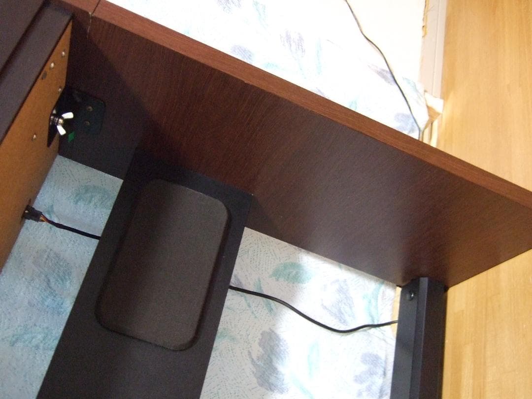 電子ピアノ CASIO Privia PX-700 88鍵盤 送料込み