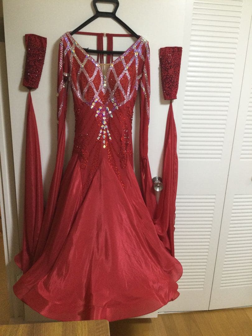 新品　社交ダンス用赤いドレスM〜L
