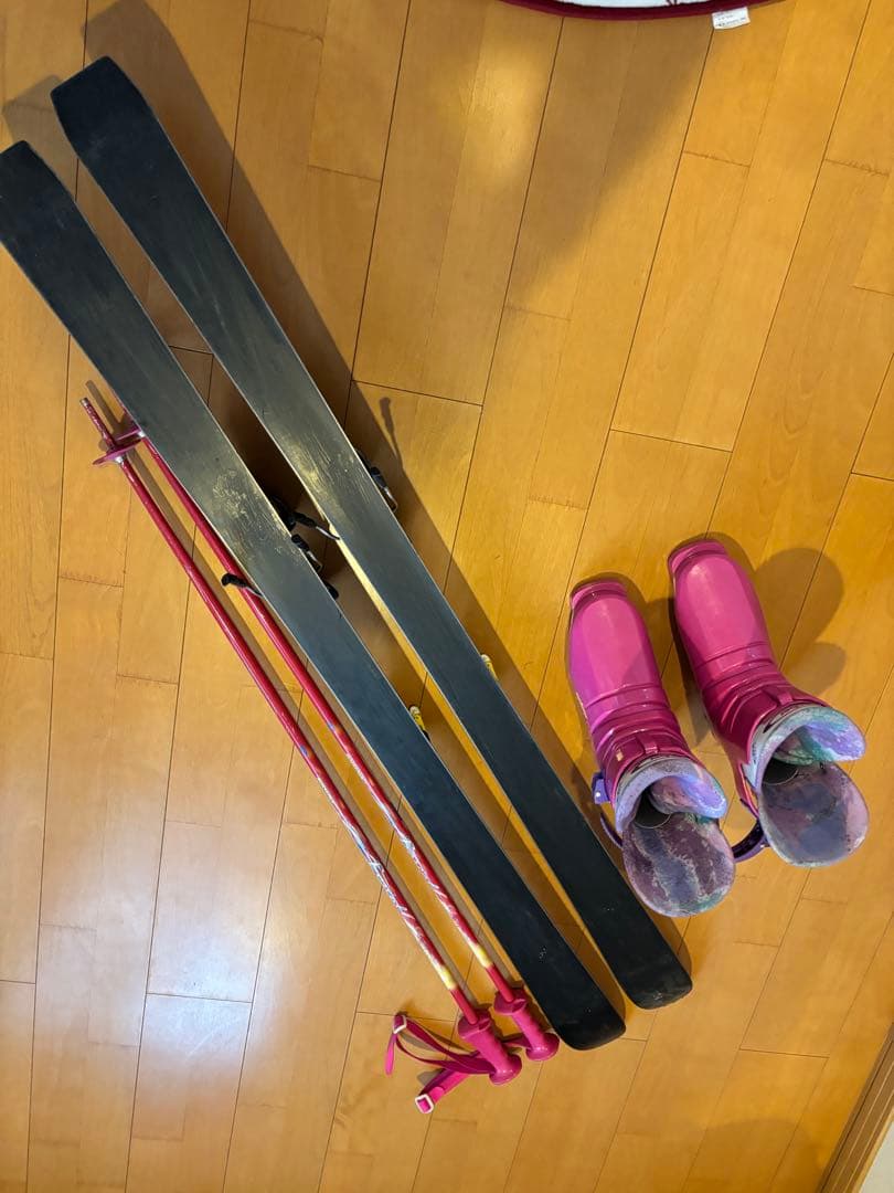 SWALLOWのスキーセット