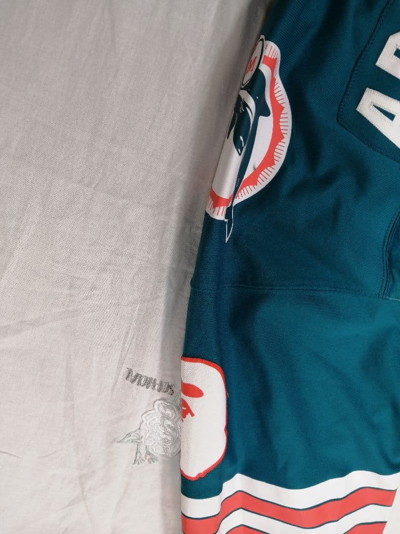 A BATHINGAPE　ベイシングエイプ　NFL ミッチェルアンドネス　コラボ