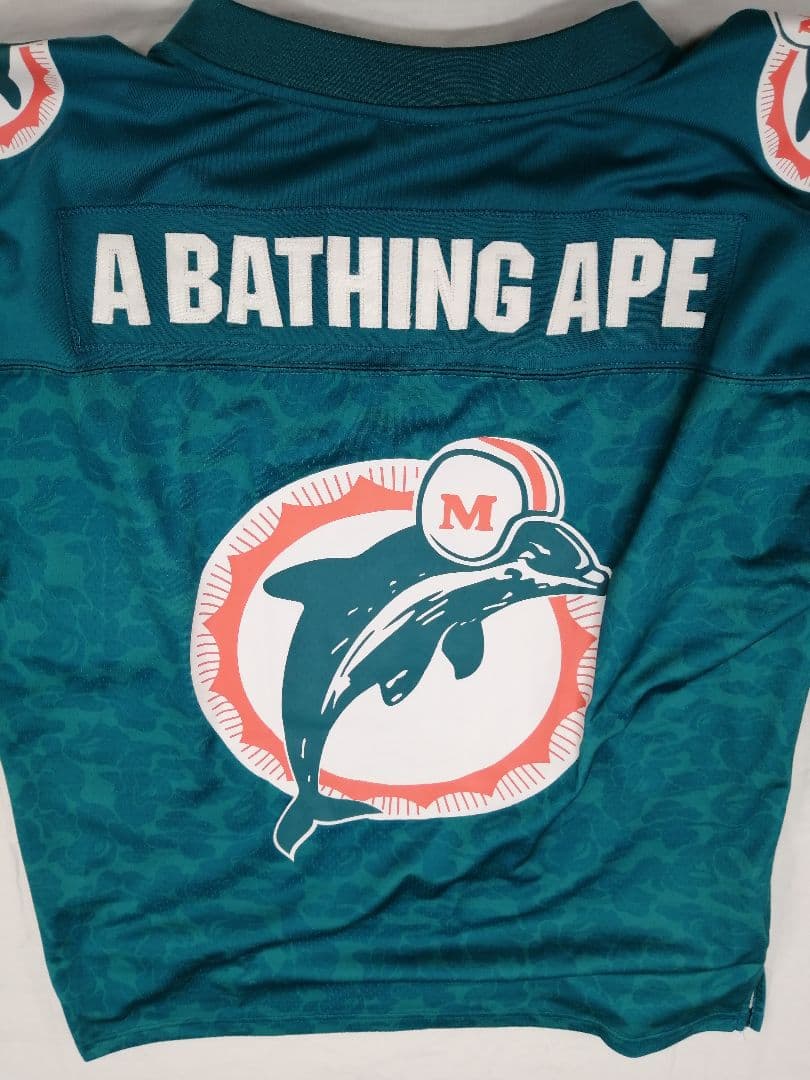A BATHINGAPE　ベイシングエイプ　NFL ミッチェルアンドネス　コラボ