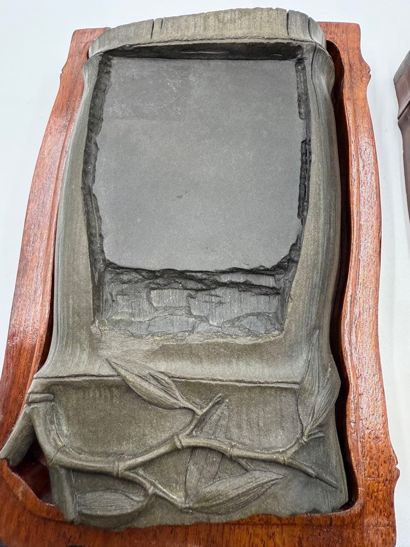 硯自然木デザイン 虫の彫刻付き