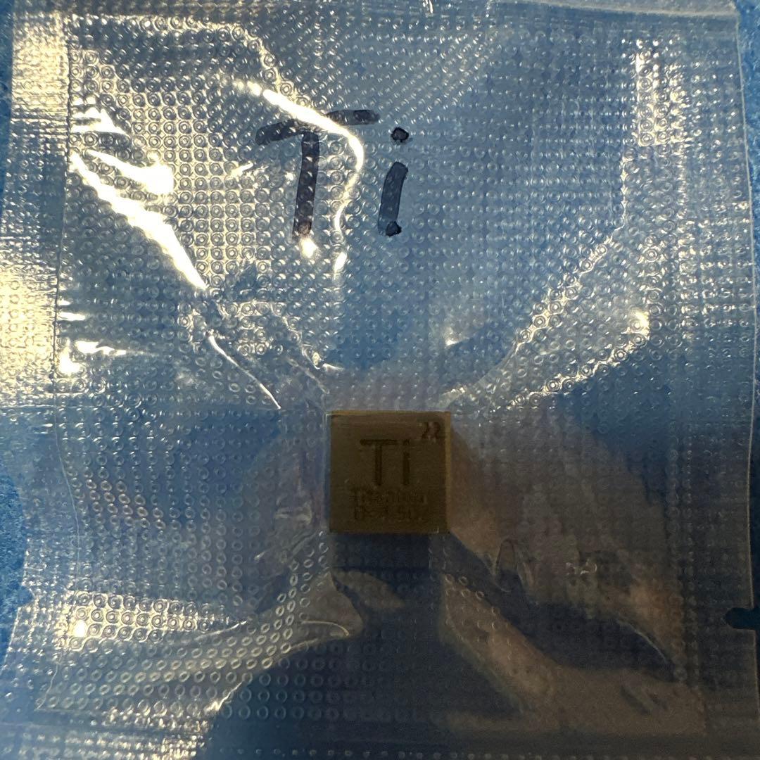 レアメタル　全9種類　元素標本　ケース付き