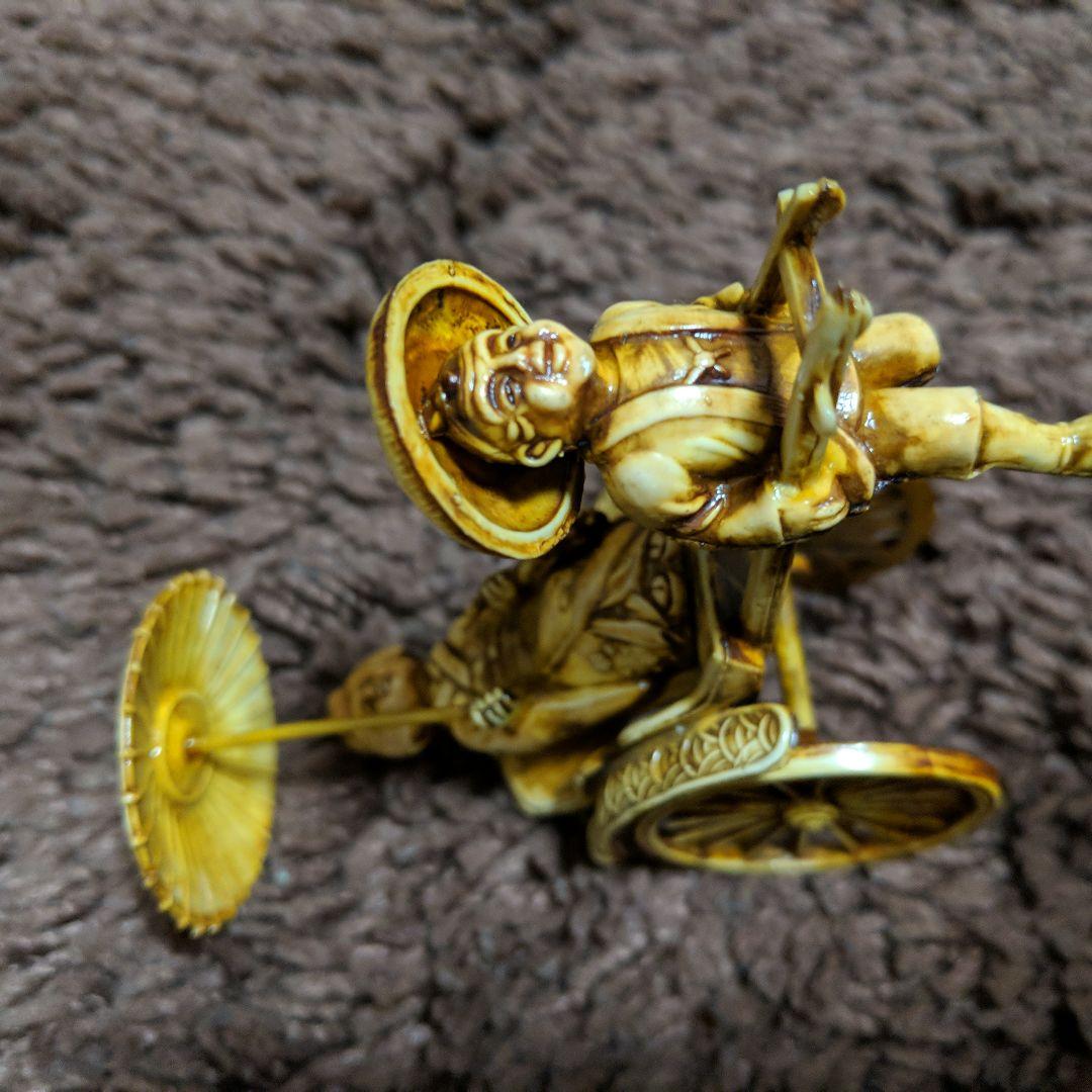 【日本の歴史／和風】浅草・人力車と着物姿の日傘の女明治時代人力車飾り