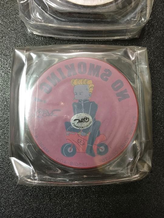 つっぱり君　灰皿