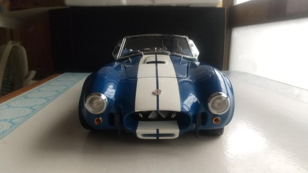 ミニカー 1/18 SHELBY COBRA 427 S/C (Blue)