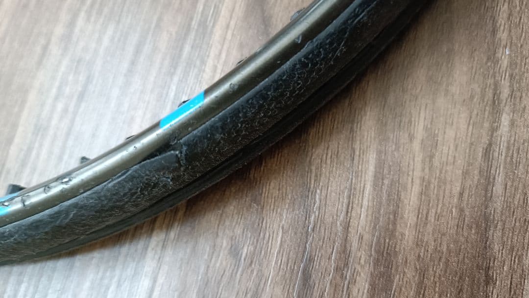 バボラ ピュアドライブVS G2 300g 98インチ テニスラケット