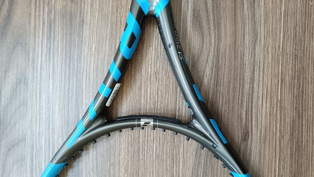 バボラ ピュアドライブVS G2 300g 98インチ テニスラケット