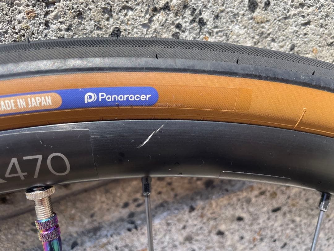 DT Swiss R470 タイヤ付 GravelKing 30c チューブレス