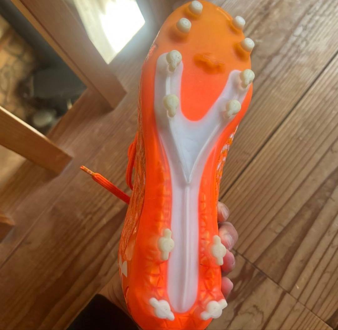 アンダーアーマー マグネティコ エリート 5 FG