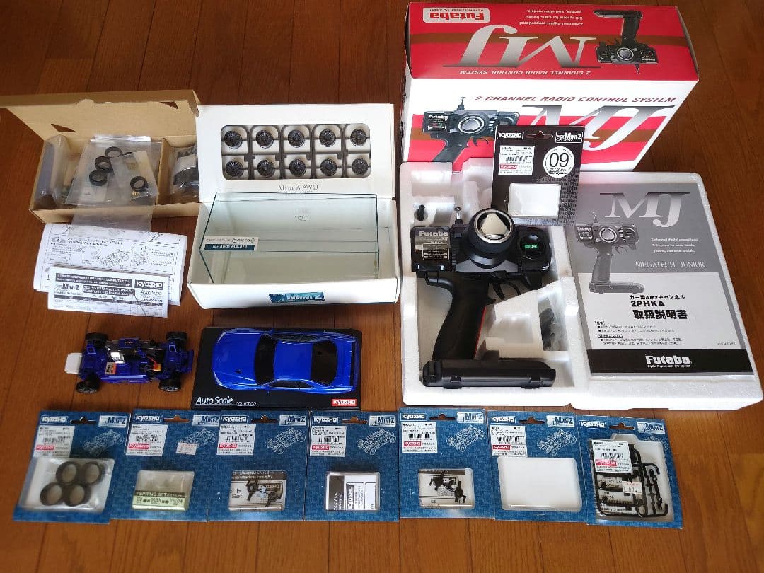 イ*ー様 ミニッツAWD MINI-Z フルセット オプション多数 双葉プロポ付