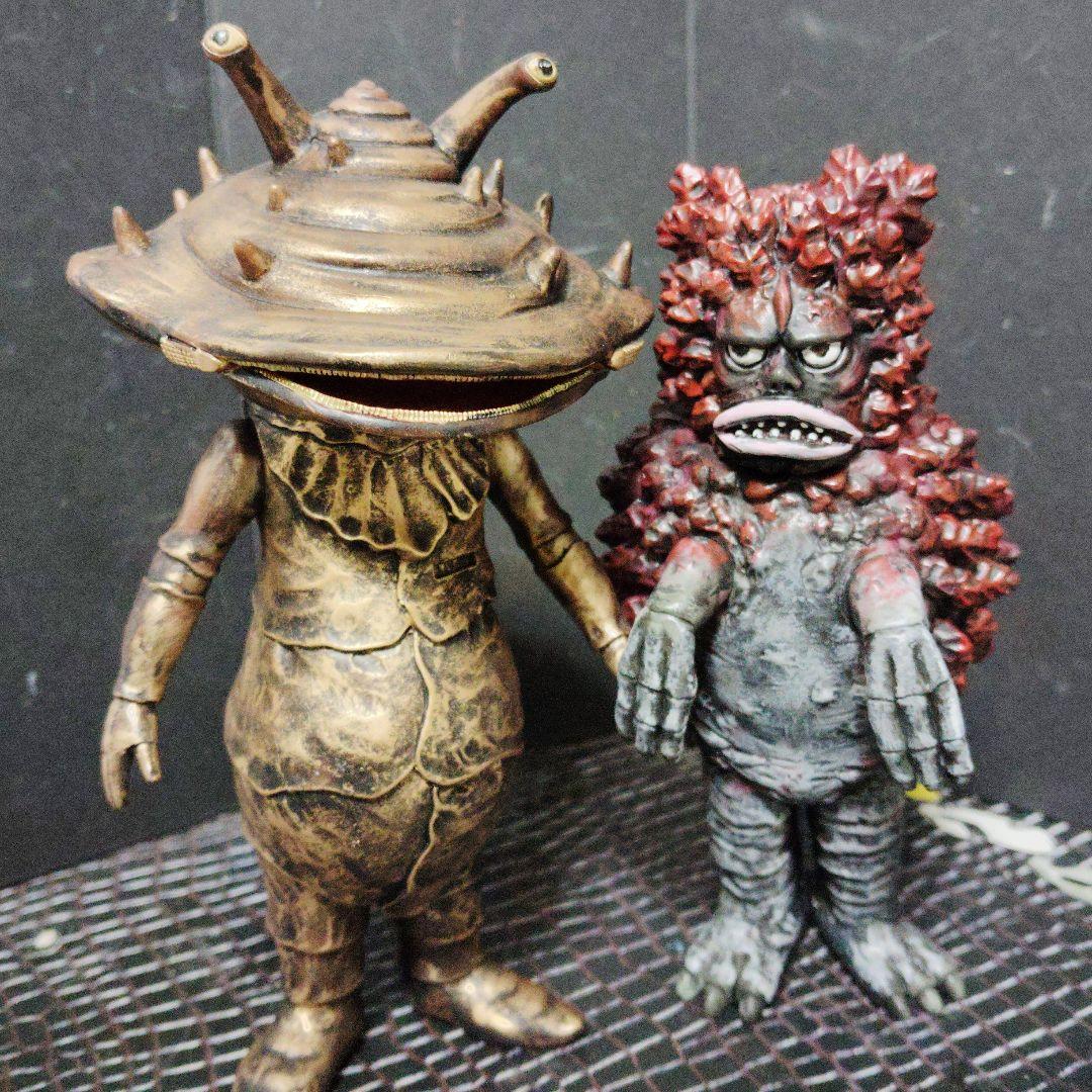 しんウルトラ怪獣旧型絶版ソフビカネゴン.ガラモン.タッコング.初代宇宙人