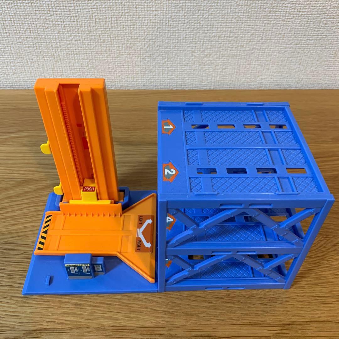 【トミカ】 建設現場 プレイチャージシリーズ×3 キャリアカー ５点＆工事車両