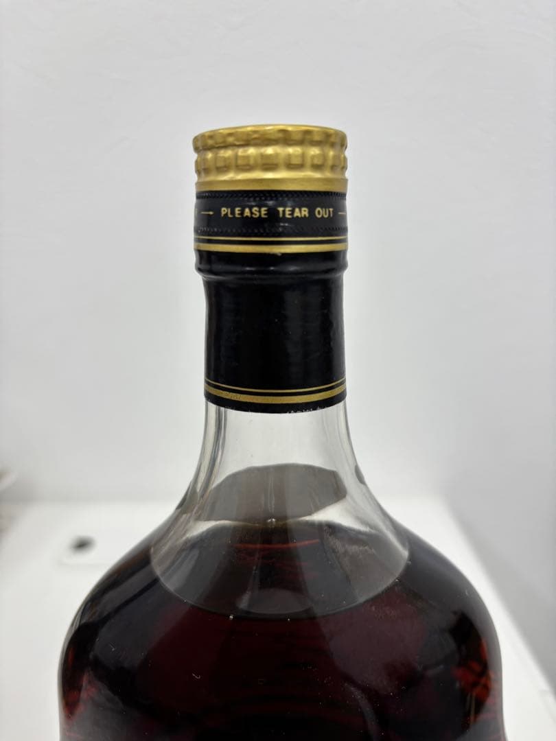 Hennessy XO コニャック古酒　 金キャップボトル700ｍｌ未開封