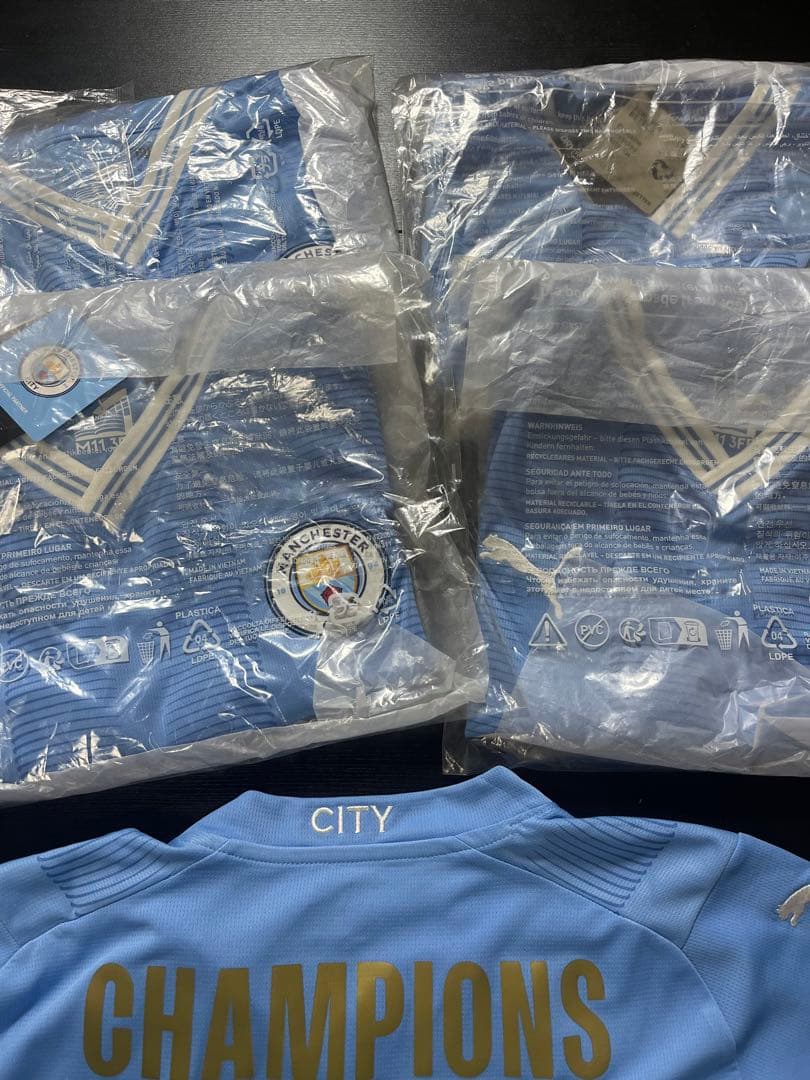 ⭐︎日本未発売⭐︎ マンチェスターシティ　3冠 優勝記念　VIP ユニフォーム