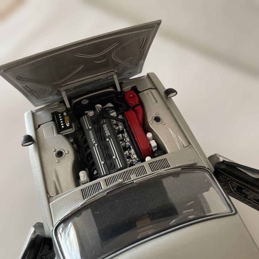 ミニカー　京商　1/18 スカイライン2000GTR