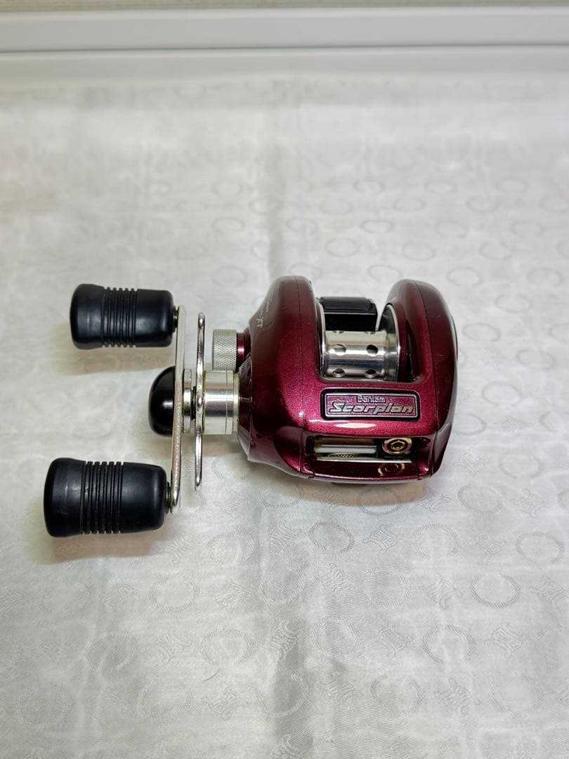 シマノ バンタムスコーピオン メタニウムXT 赤メタ 右ハンドル