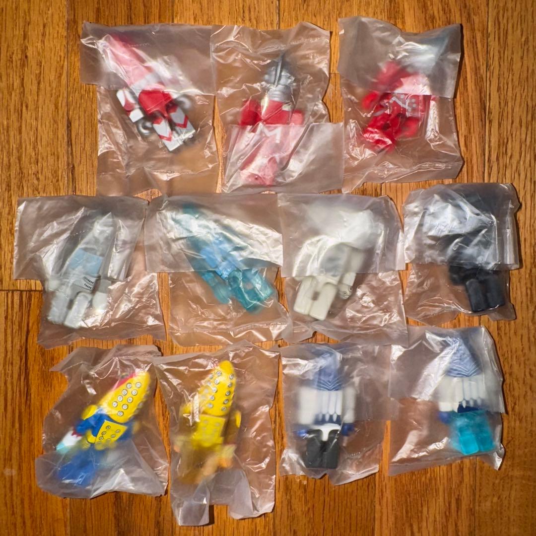 Tinibiz　タイニビッツ　ウルトラマンシリーズ　11種類セット