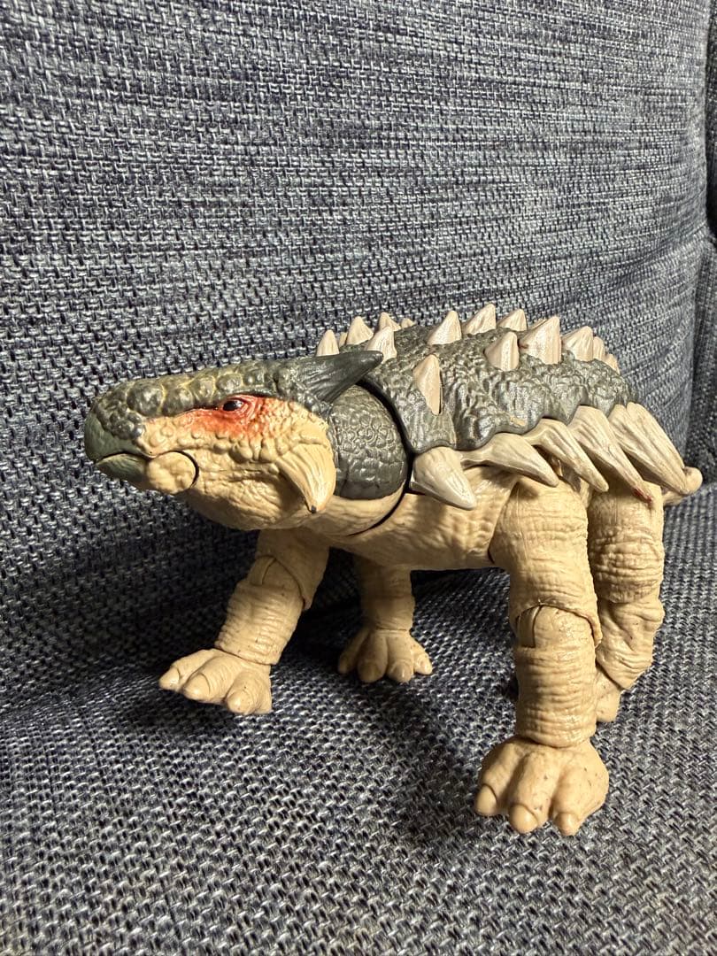 ジュラシックワールド4体