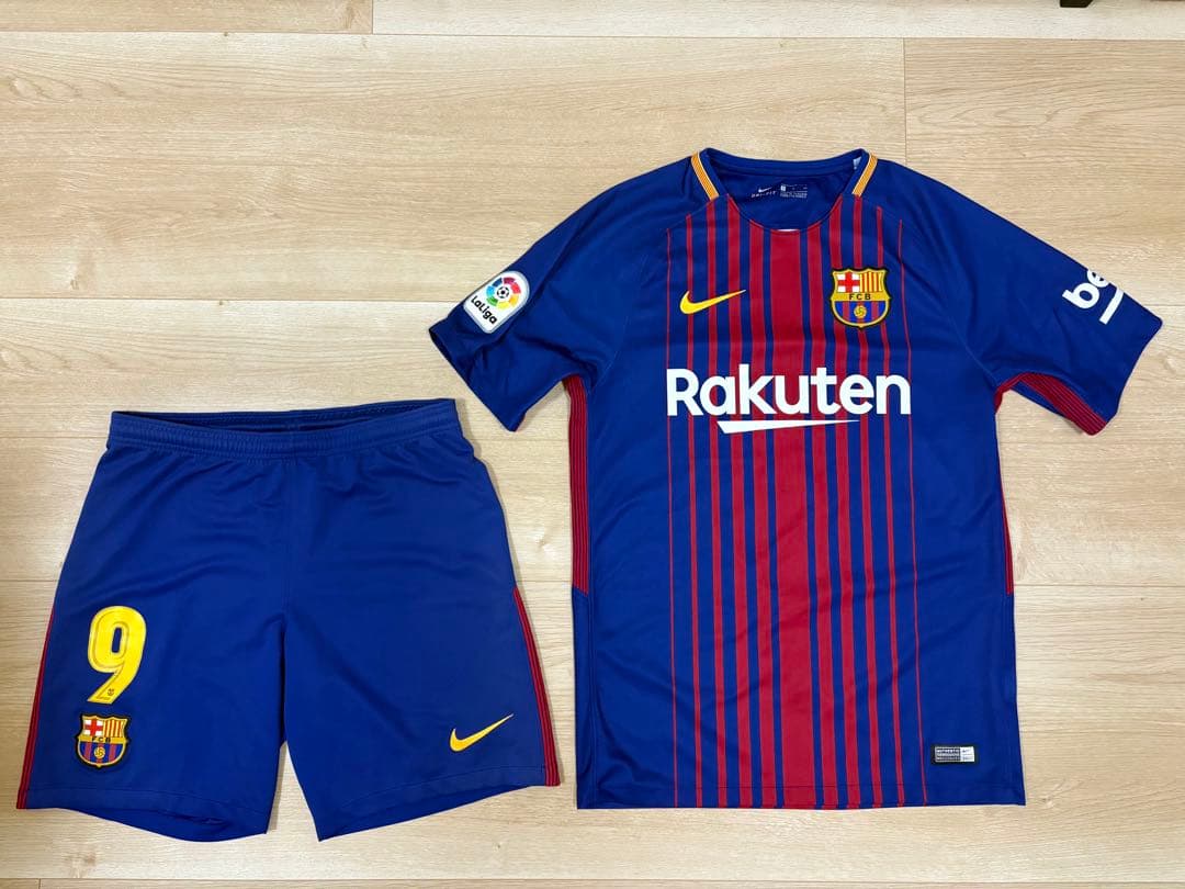 スアレス　バルセロナ　オーセンティック 上下セット　Sサイズ