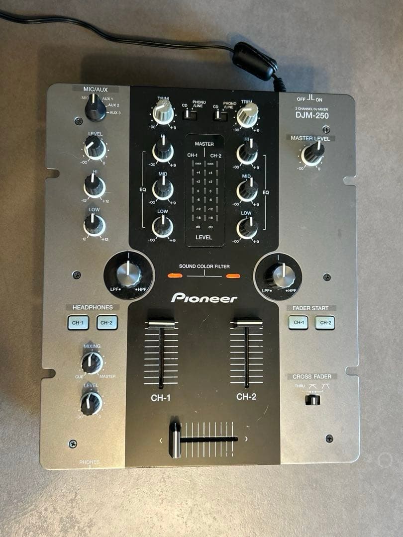 Pioneer DJM-250 DJミキサー【ジャンク品】