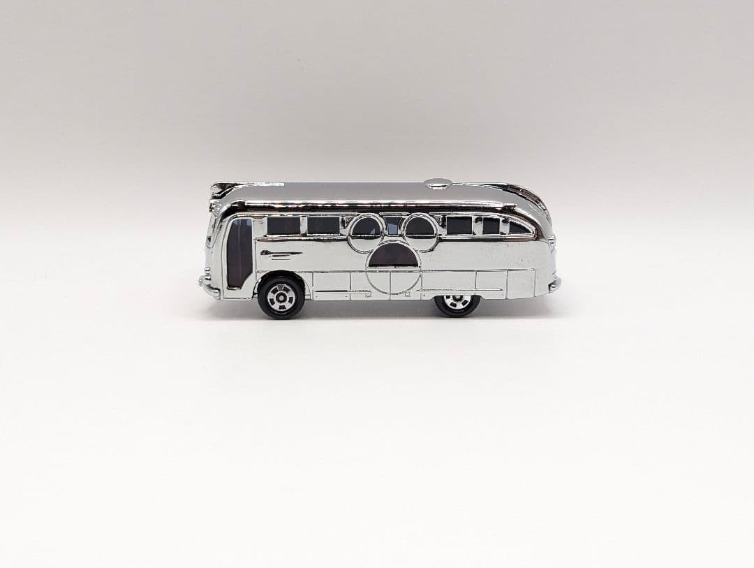 ディズニー リゾートクルーザー トミカ 銀 メッキ シルバー 限定