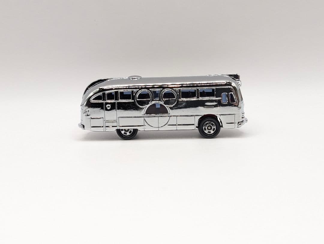 ディズニー リゾートクルーザー トミカ 銀 メッキ シルバー 限定