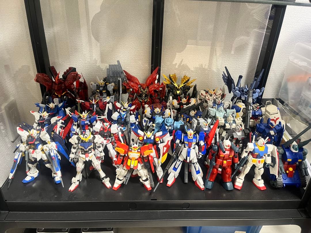 ガンプラ完成品　大量処分