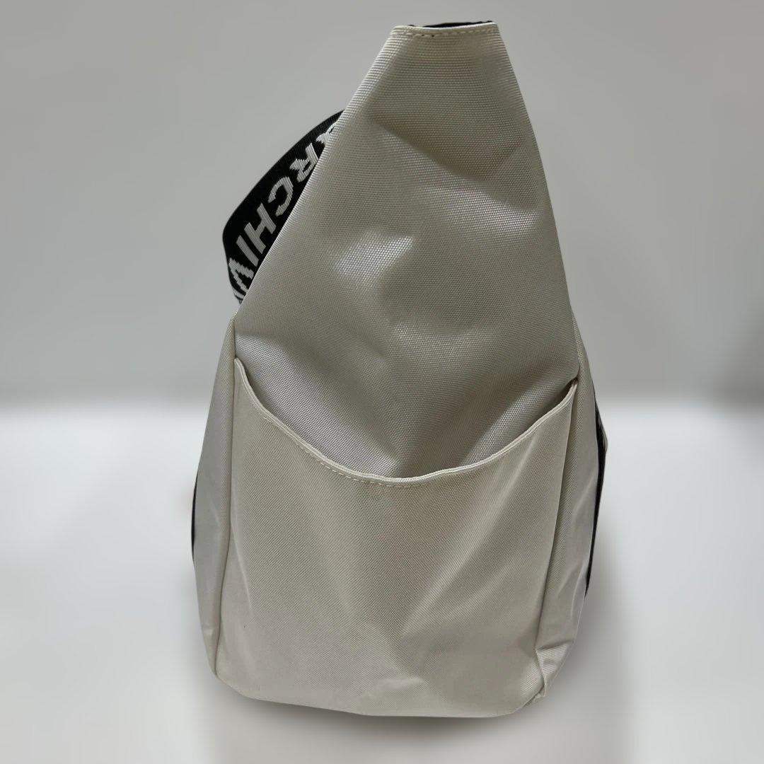 新品❤️ARCHIVIO ホワイトボストンバッグ