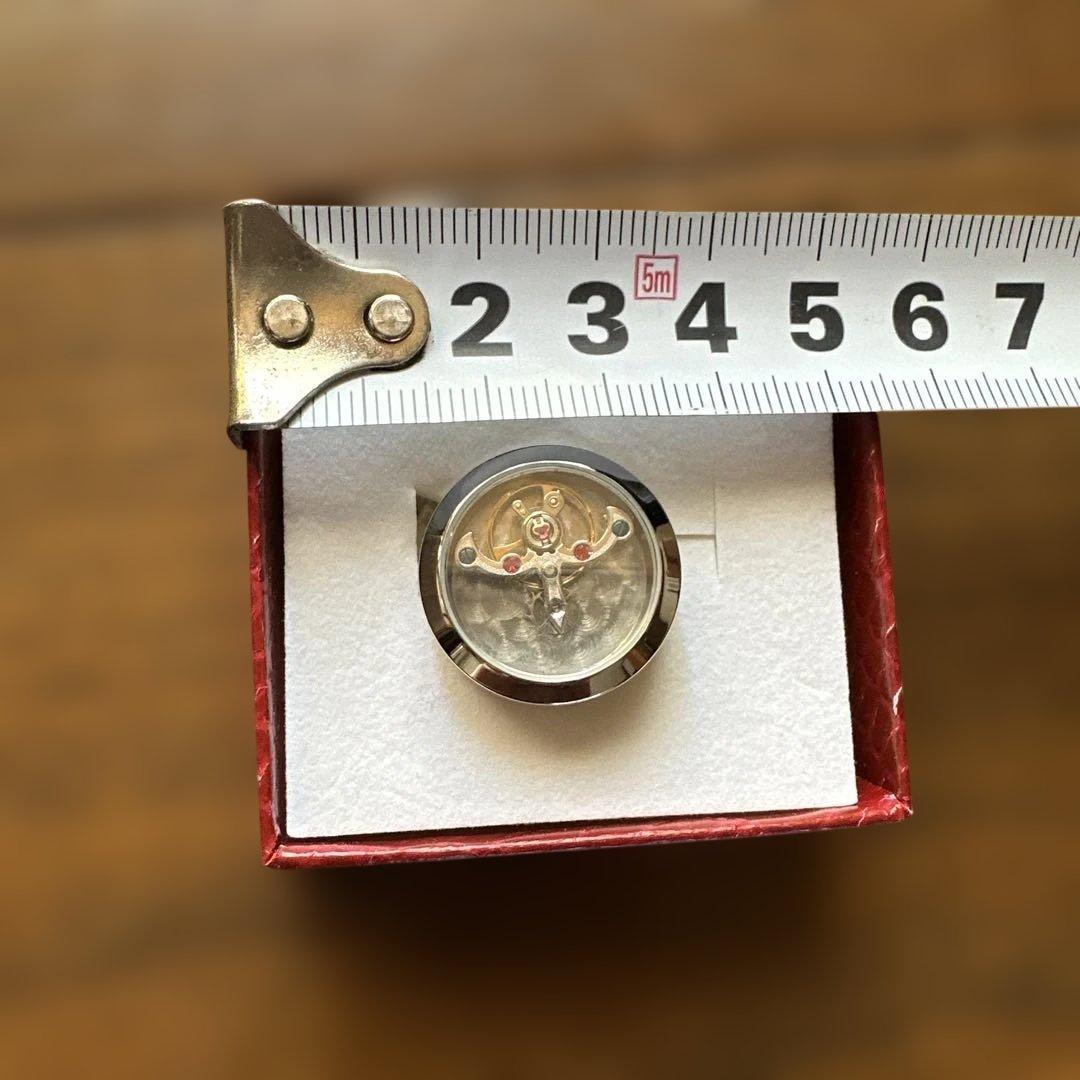 muta ピンバッジ ブローチ