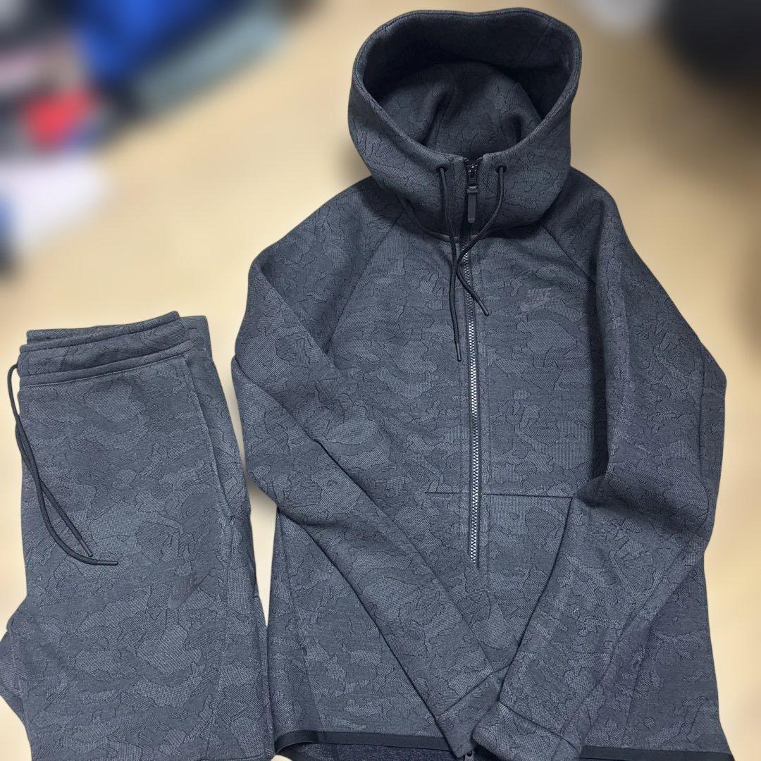 テックフリース　NIKE セットアップ　美品　カモフラ　迷彩