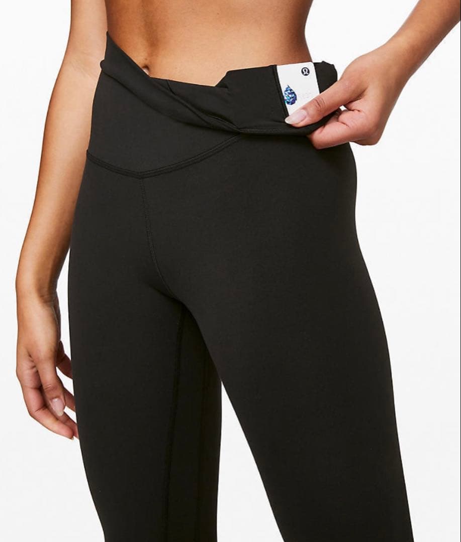 ルルレモン　新品未使用　ブラック ハイウエストレギンス サイズ2